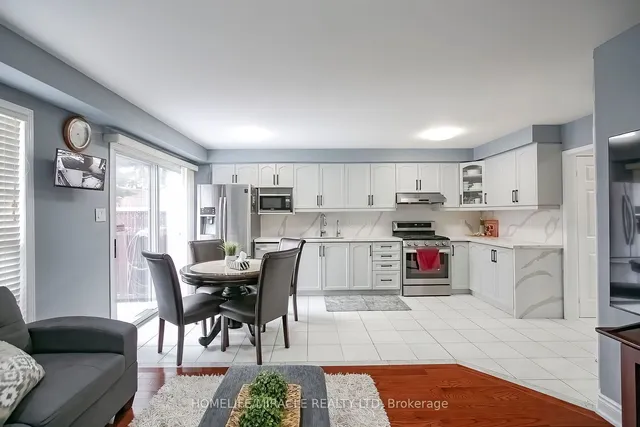 Additional property image - 61 LAURAGLEN Cres