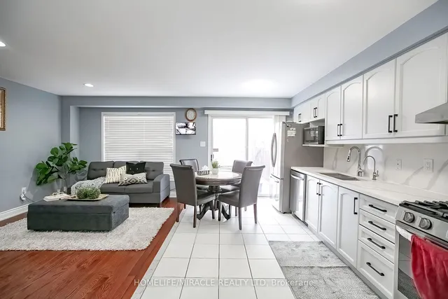 Additional property image - 61 LAURAGLEN Cres