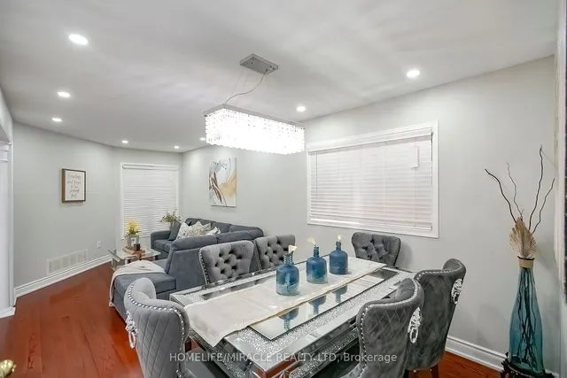 Additional property image - 61 LAURAGLEN Cres