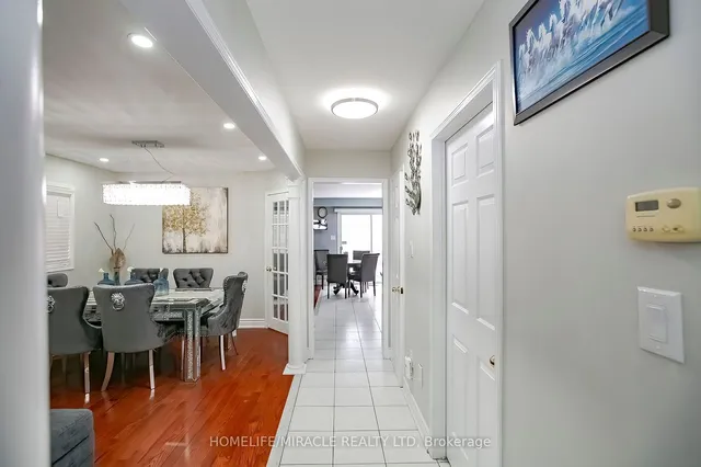 Additional property image - 61 LAURAGLEN Cres