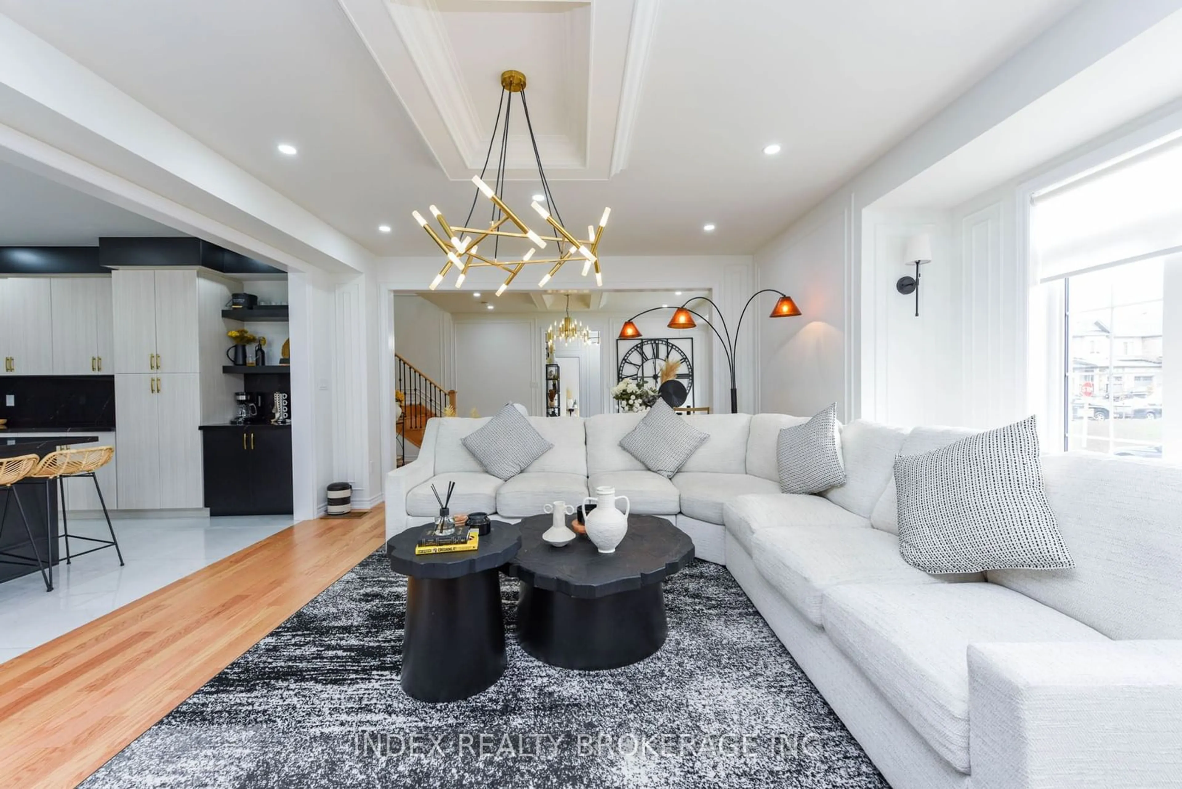 Living room, wood floors for 32 Mccormack Rd, Caledon Ontario L7C 0Y9