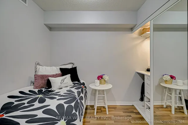 Additional property image - 2772 Keele St Unit 312