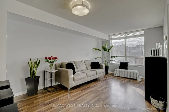 Additional property image - 2772 Keele St Unit 312