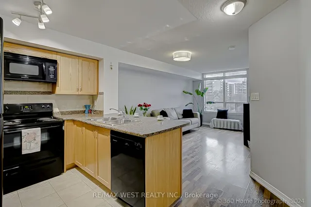 Additional property image - 2772 Keele St Unit 312