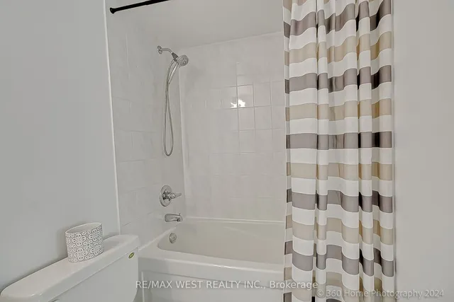 Additional property image - 2772 Keele St Unit 312