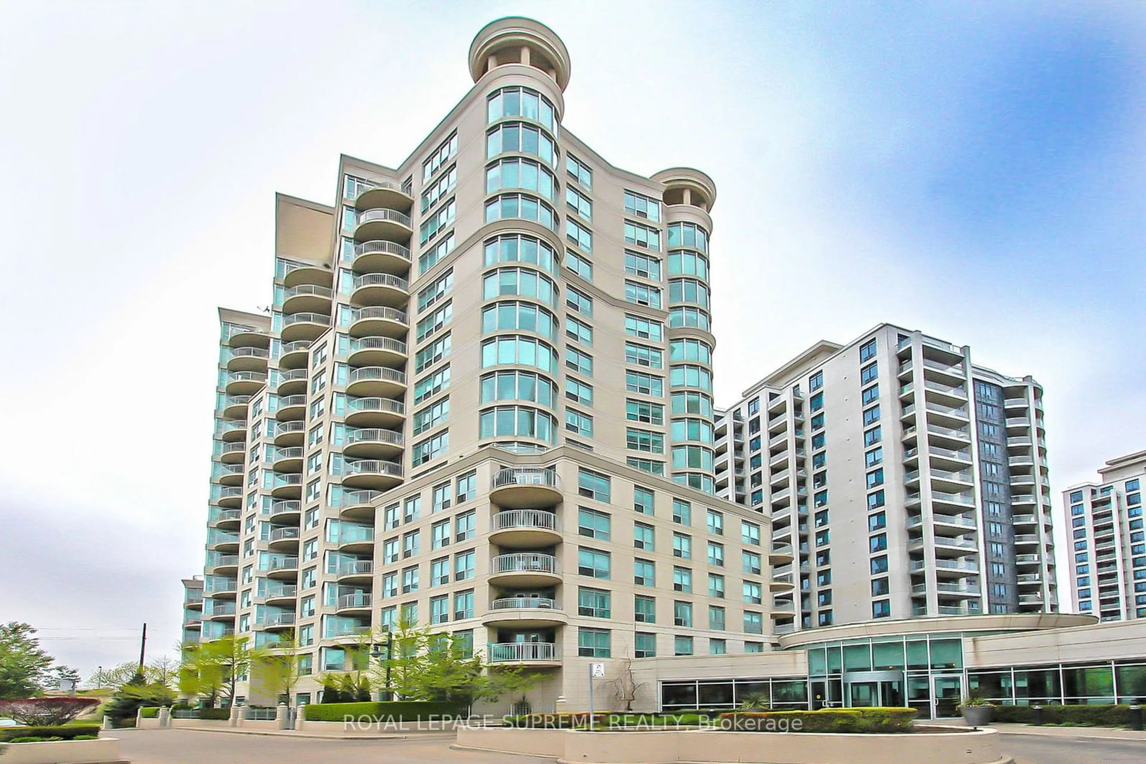 A pic from exterior of the house or condo, the front or back of building for 2111 Lake Shore Blvd #107, Toronto Ontario M8V 4B2