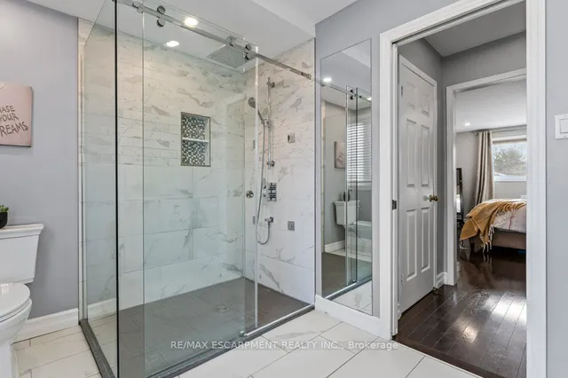 Additional property image - 504 Mathewman Cres