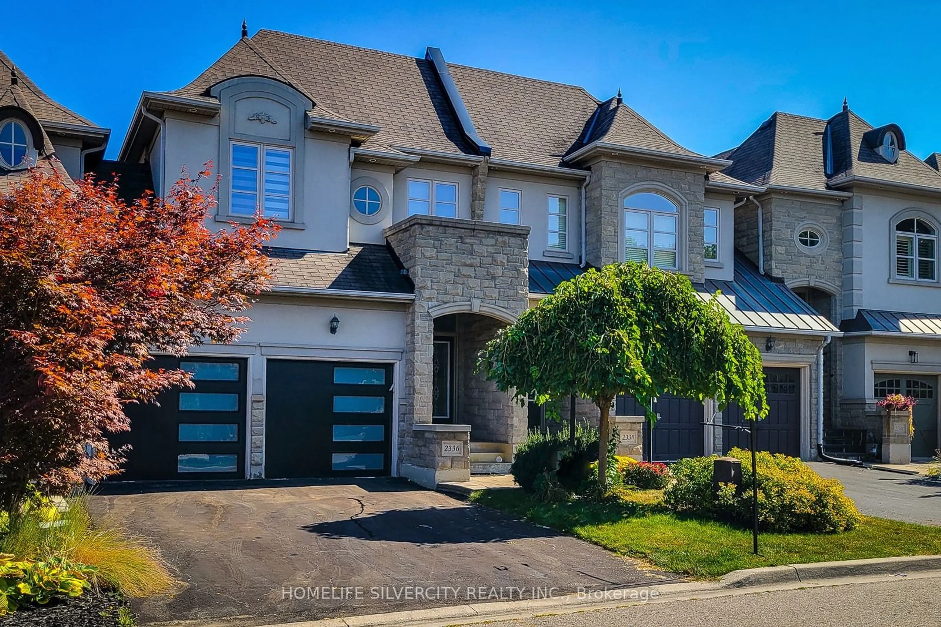 Home with brick exterior material for 2336 Wuthering Heights Way, Oakville Ontario L6M 0E8