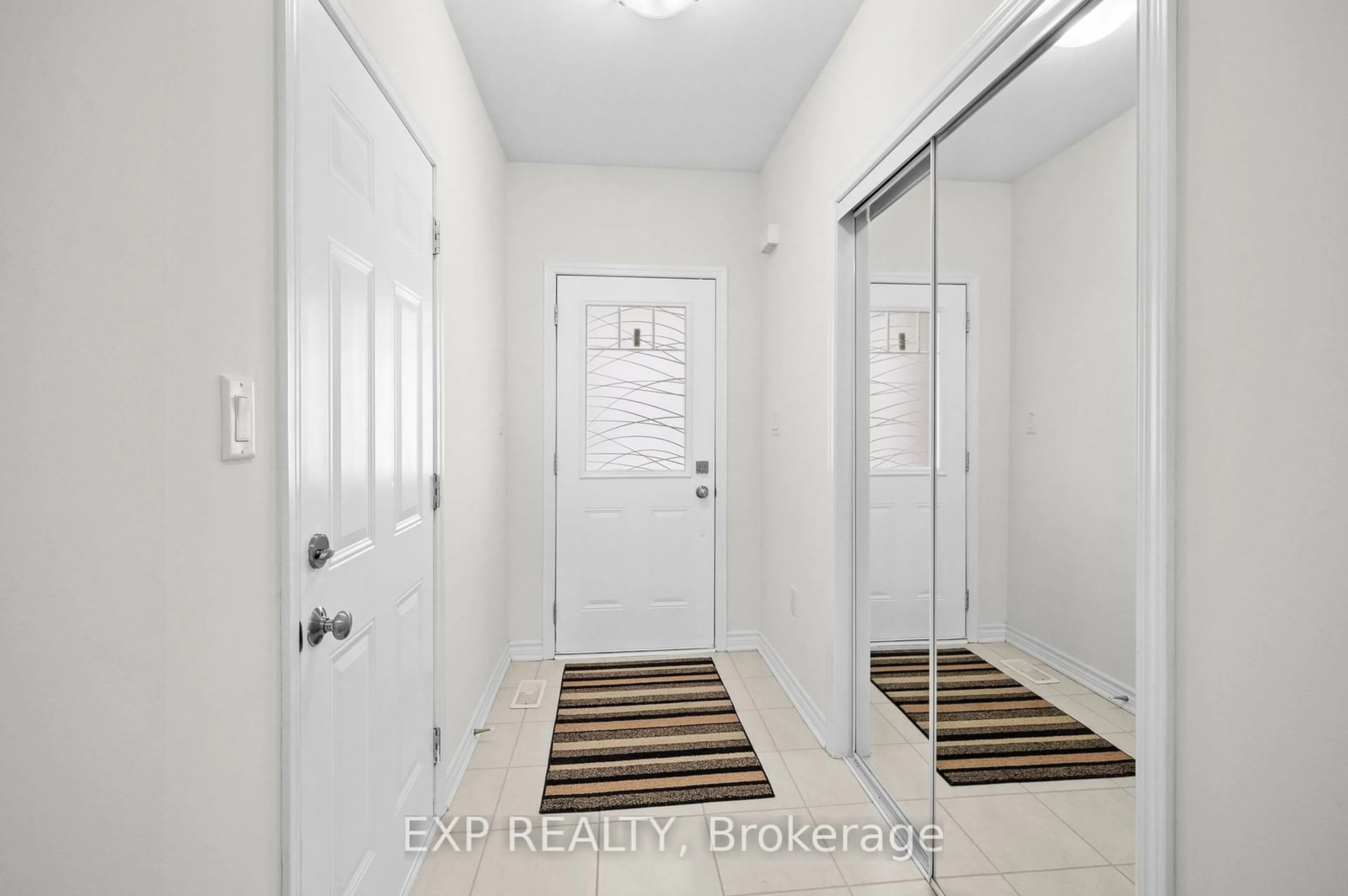 Indoor entryway, unknown floor for 288 Beasley Terr, Milton Ontario L9E 1C5