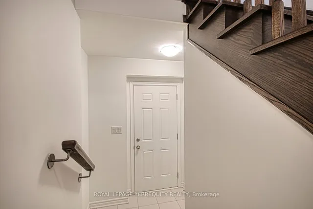 Additional property image - 385 Gordon Krantz Ave