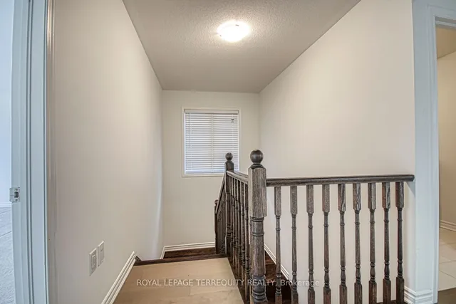Additional property image - 385 Gordon Krantz Ave