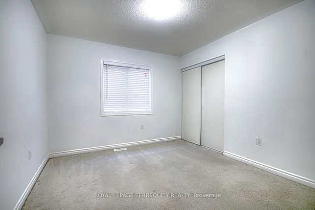 Additional property image - 385 Gordon Krantz Ave