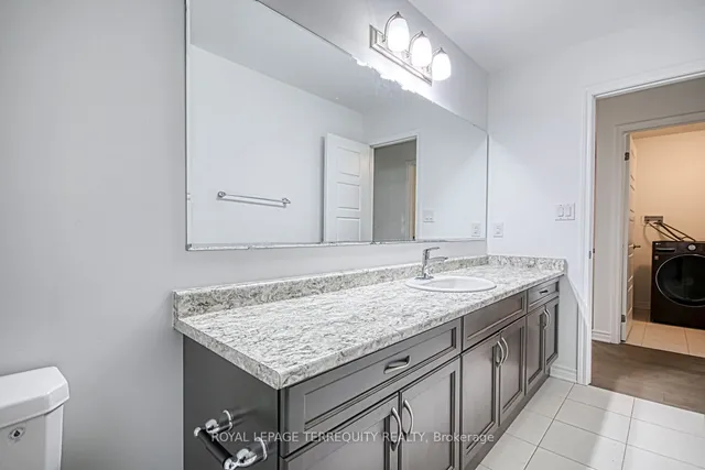 Additional property image - 385 Gordon Krantz Ave