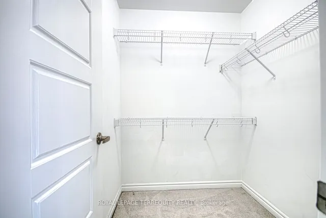 Additional property image - 385 Gordon Krantz Ave