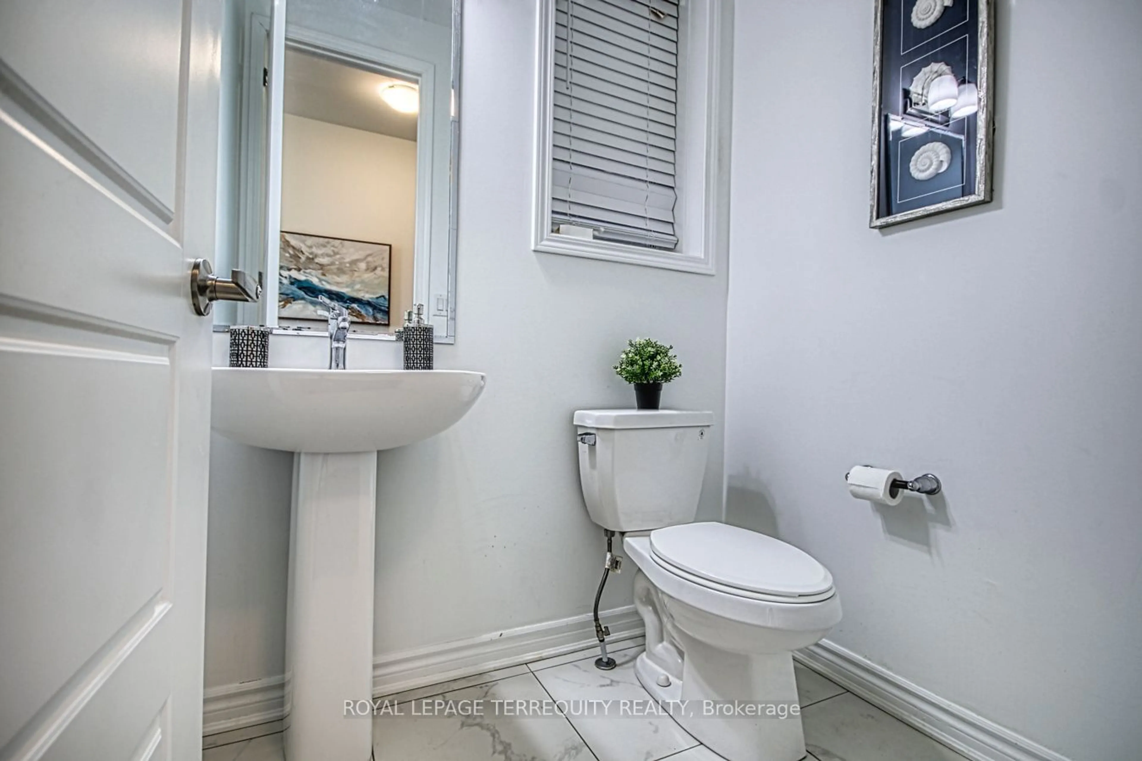 Standard bathroom, wood floors for 385 Gordon Krantz Ave, Milton Ontario L9E 1W1