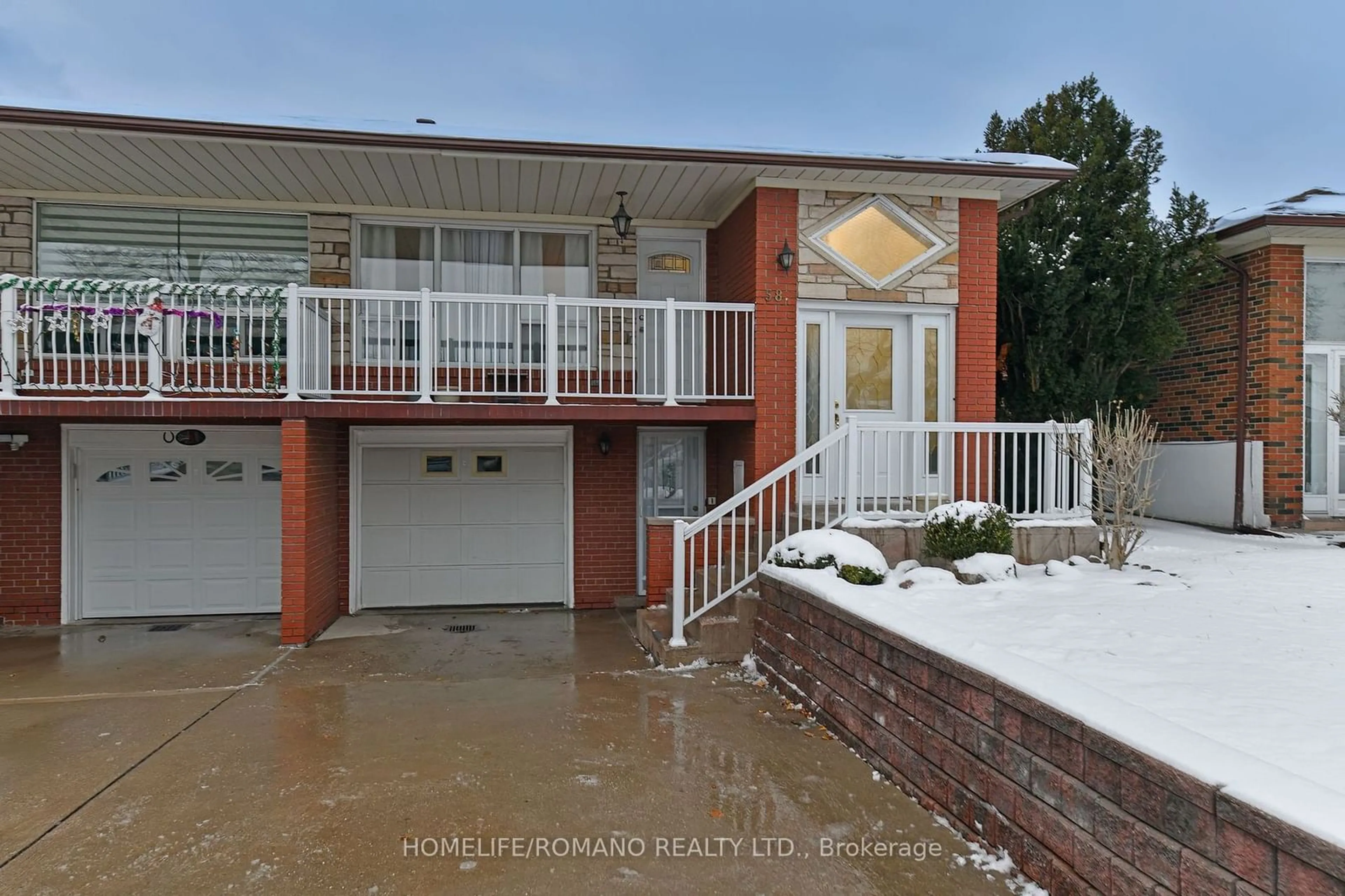 Frontside or backside of a home, the street view for 58 Hisey Cres, Toronto Ontario M3N 1V1