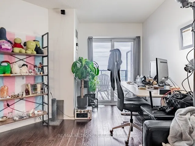 Additional property image - 60 Heintzman St Unit 1812
