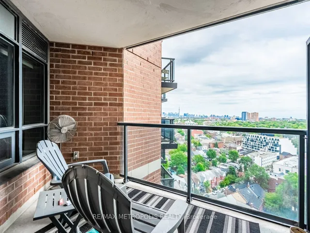 Additional property image - 60 Heintzman St Unit 1812