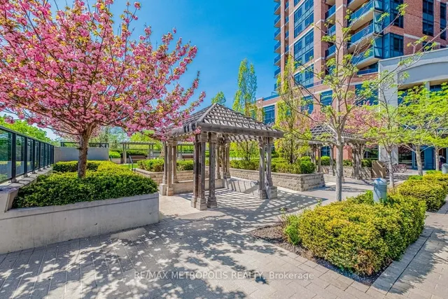 Additional property image - 60 Heintzman St Unit 1812