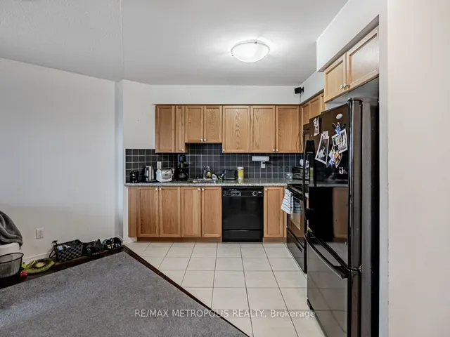Additional property image - 60 Heintzman St Unit 1812