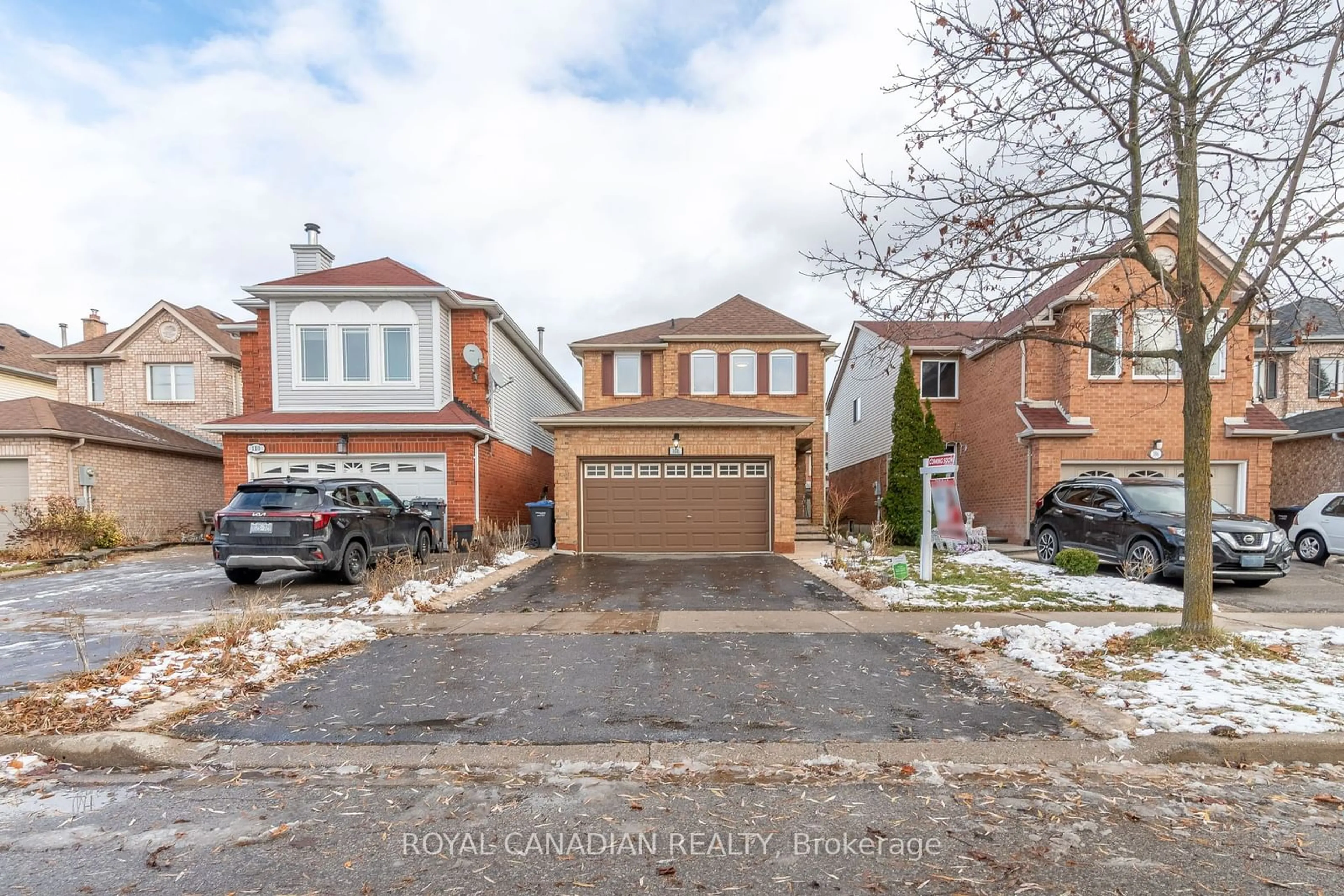 Frontside or backside of a home, the street view for 108 Beaconsfield Ave, Brampton Ontario L6Y 4R5