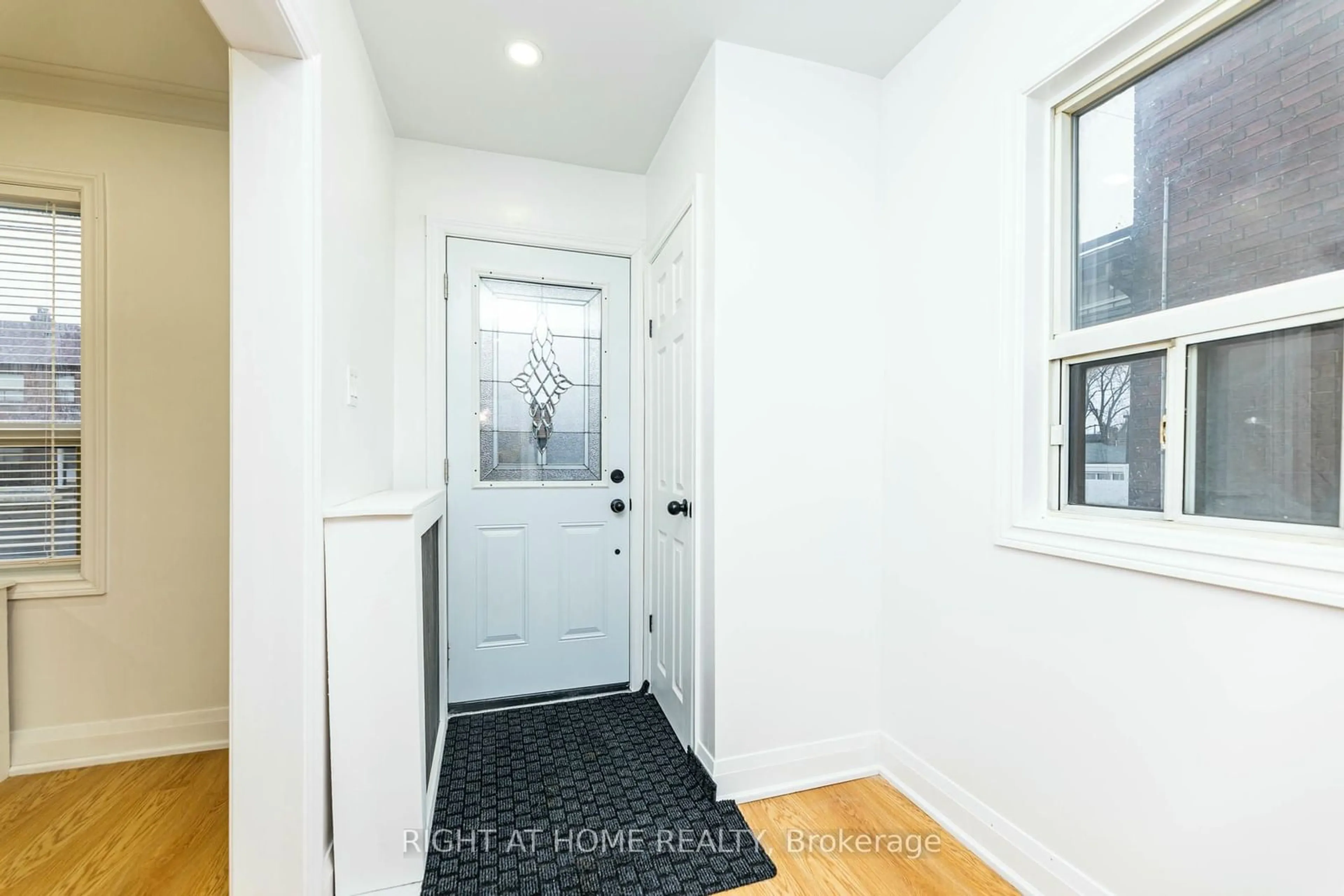 Indoor entryway, wood floors for 528 Old Weston Rd, Toronto Ontario M6N 3B1