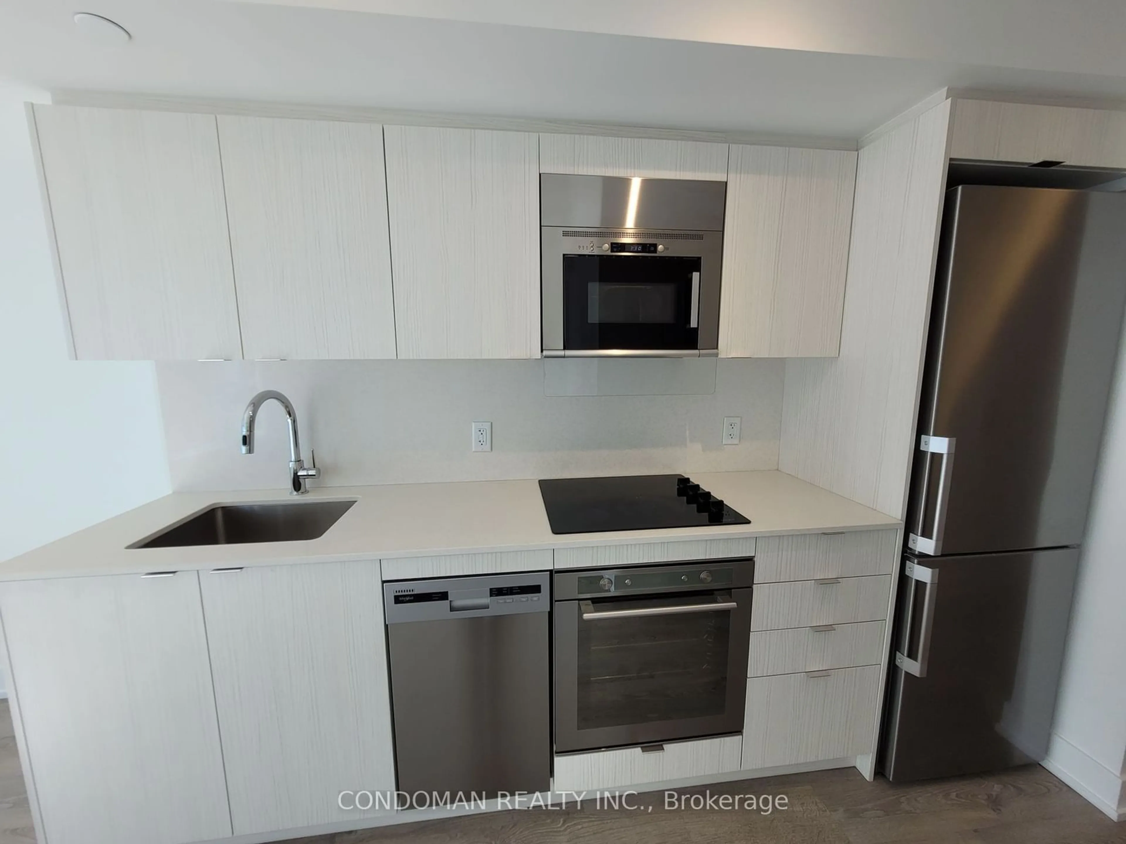 Standard kitchen for 5 Mabelle Ave #1331, Toronto Ontario M9A 0C8