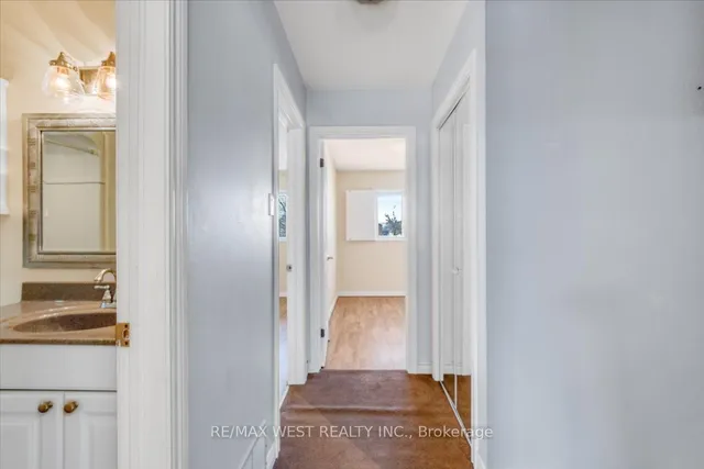 Additional property image - 1020 Central Park Dr Unit 33