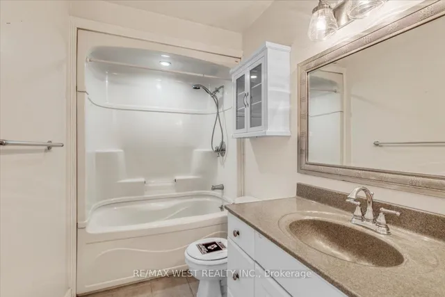 Additional property image - 1020 Central Park Dr Unit 33