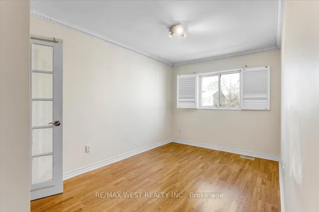Additional property image - 1020 Central Park Dr Unit 33