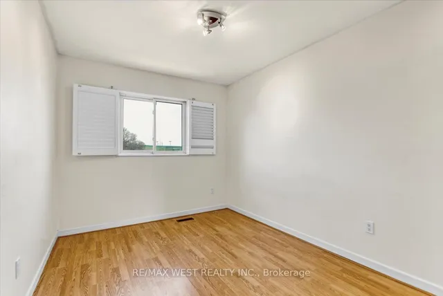 Additional property image - 1020 Central Park Dr Unit 33
