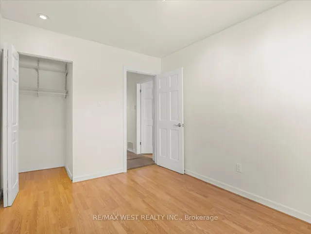 Additional property image - 1020 Central Park Dr Unit 33