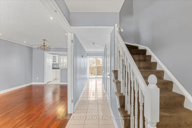 Additional property image - 1020 Central Park Dr Unit 33