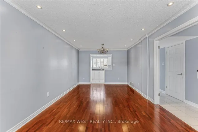 Additional property image - 1020 Central Park Dr Unit 33