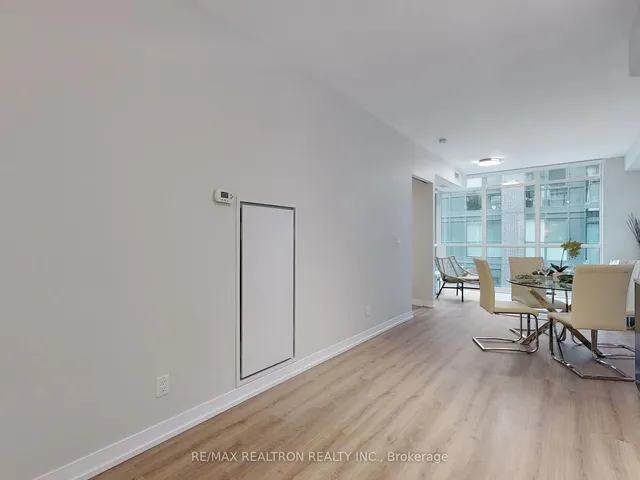 Additional property image - 36 Howard Park Ave Unit 302