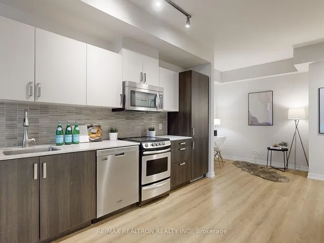 Additional property image - 36 Howard Park Ave Unit 302