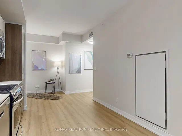 Additional property image - 36 Howard Park Ave Unit 302