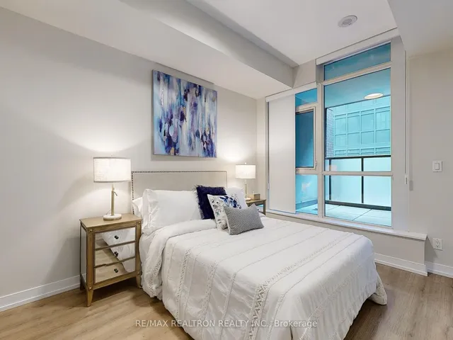 Additional property image - 36 Howard Park Ave Unit 302