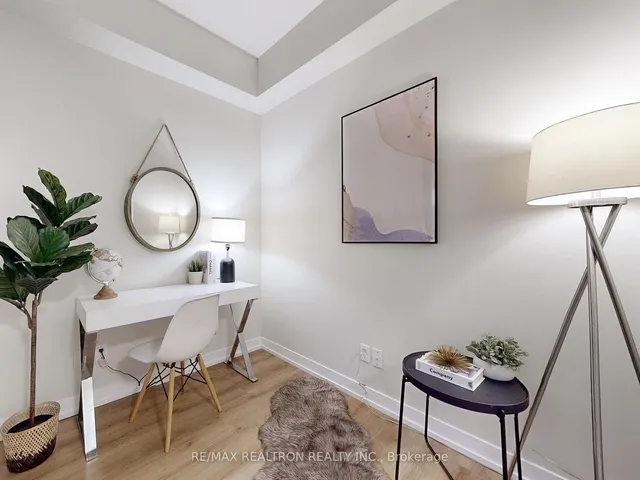 Additional property image - 36 Howard Park Ave Unit 302
