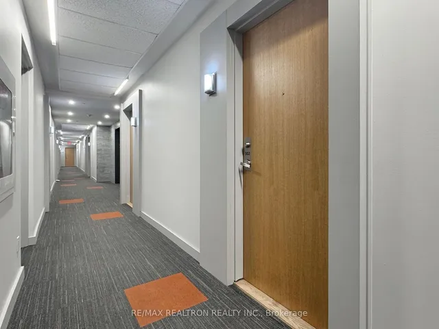 Additional property image - 36 Howard Park Ave Unit 302