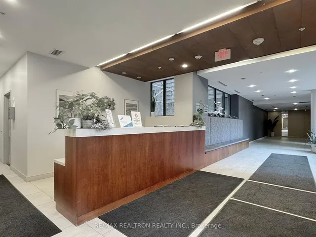 Additional property image - 36 Howard Park Ave Unit 302