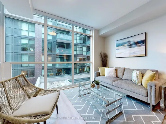 Additional property image - 36 Howard Park Ave Unit 302