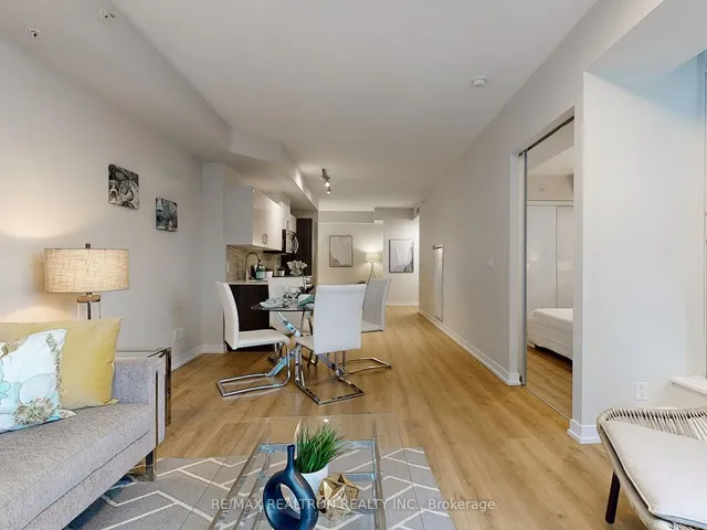 Additional property image - 36 Howard Park Ave Unit 302