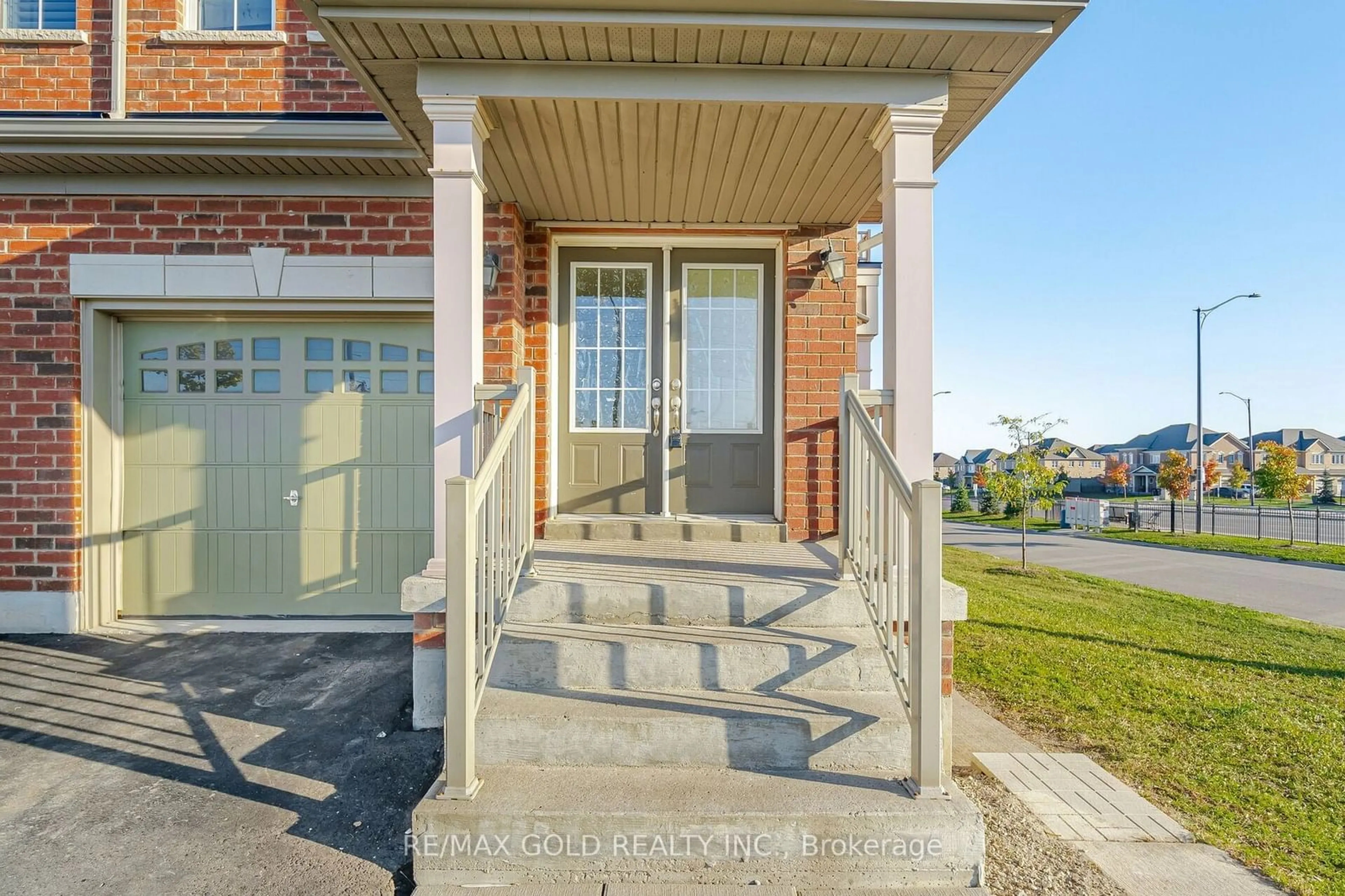 Home with brick exterior material for 63 Frenchpark Circ, Brampton Ontario L6X 0Y6