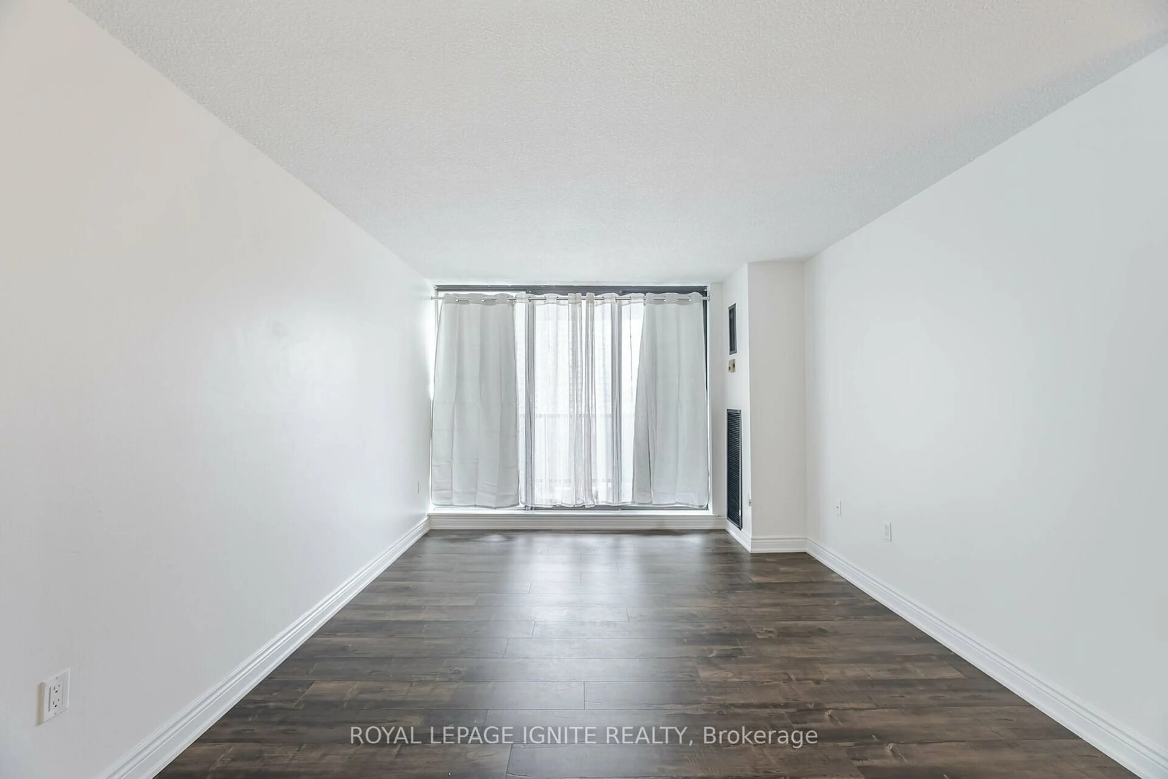 A pic of a room, not visible floor for 17 Knightsbridge Rd #904, Brampton Ontario L6T 3X9