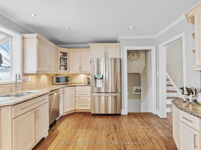 Additional property image - 1103 Marley Cres