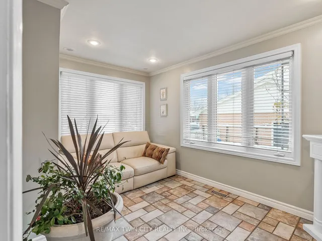 Additional property image - 1103 Marley Cres