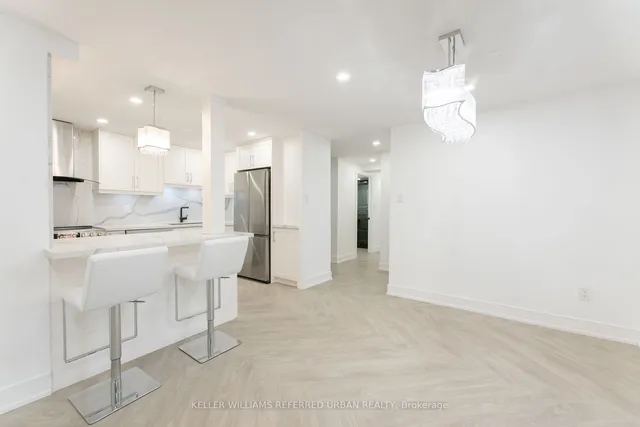 Additional property image - 1300 Mississauga Valley Blvd Unit 1206