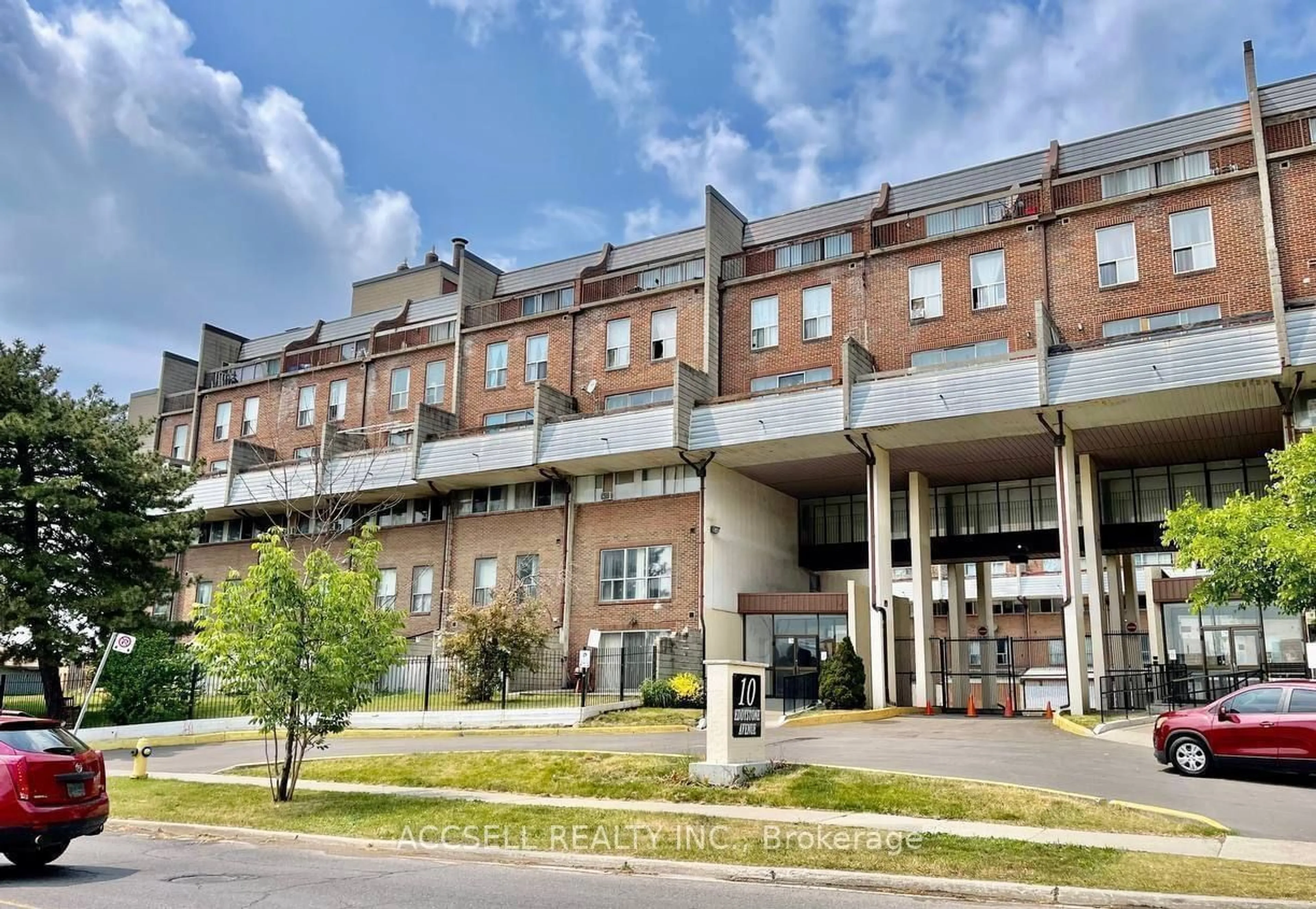 A pic from exterior of the house or condo, the front or back of building for 10 Eddystone Ave #259, Toronto Ontario M3N 2T2