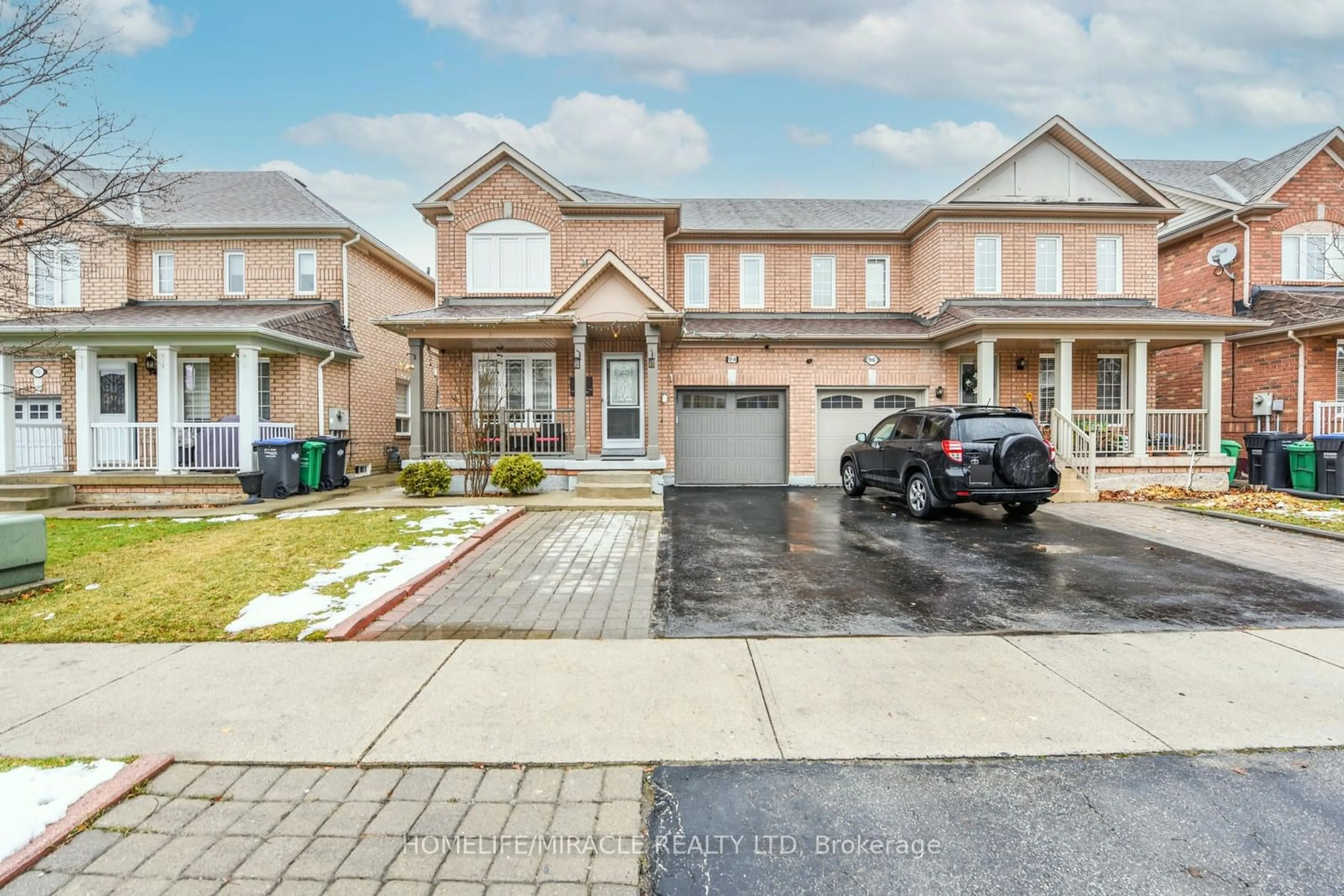 A pic from exterior of the house or condo, the street view for 94 Saintsbury Cres, Brampton Ontario L6R 2V8